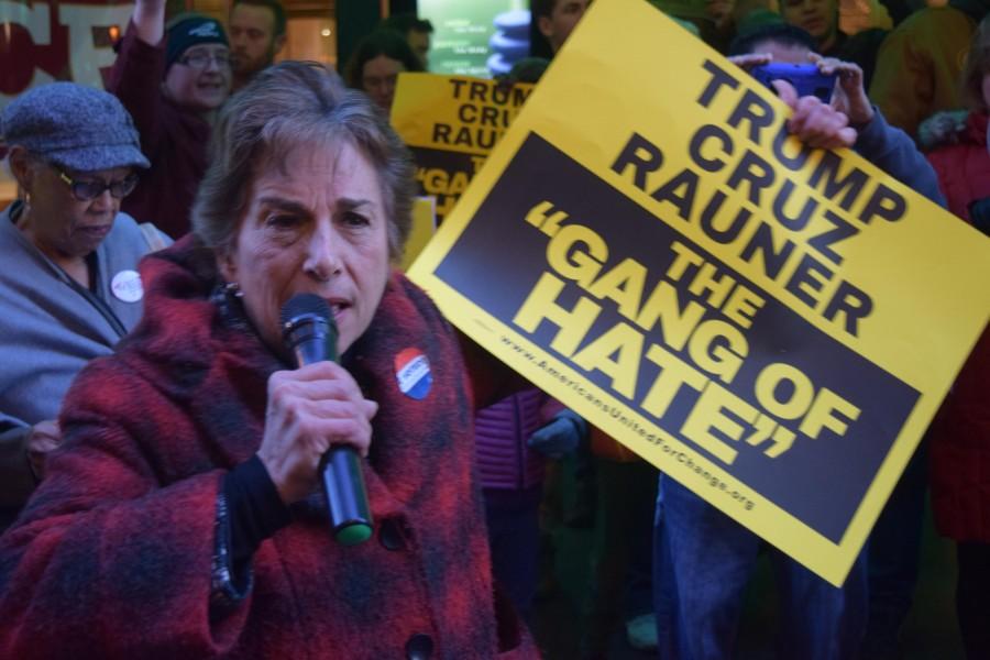 Rep. Jan Schakowsky joins protesters criticizing Illinois republican leaders for failing to pass a state budget. 