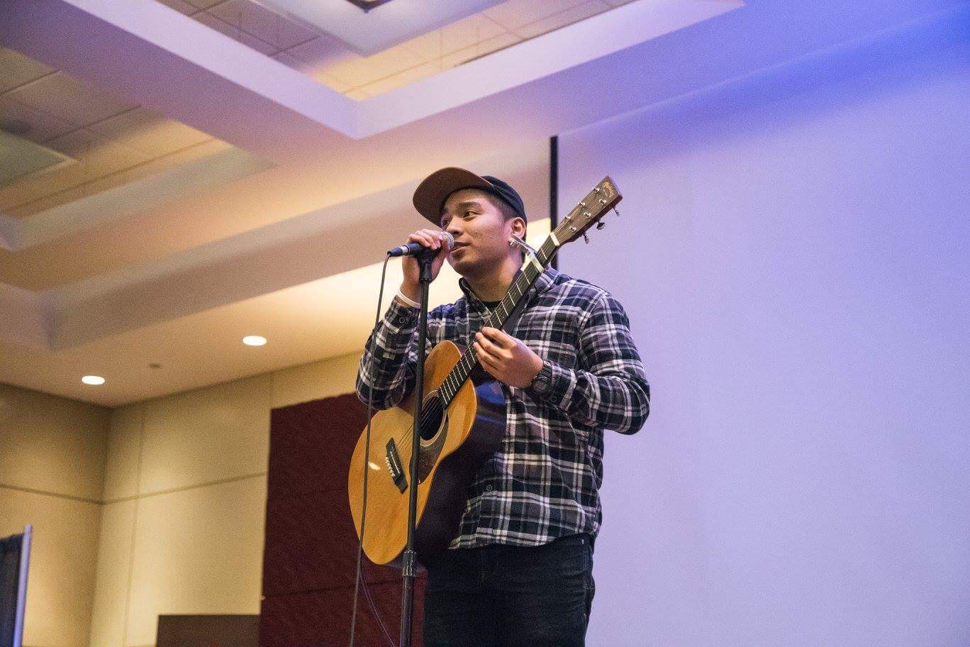 Steven Cristi also played in events at UIC and around NEIU. He uploads music videos of his orig- inal songs on youtube and Facebook under the name of Steven Cristi.