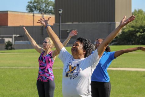 Groovin’ with Gibson: Zumba with the President