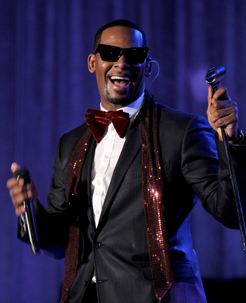 Singer R.Kelly at a Pre-Grammy party. 