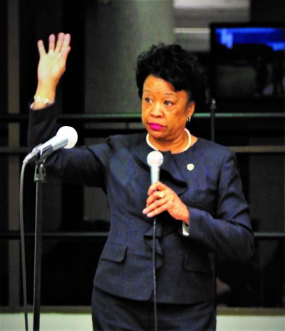 Gloria Gibson at the Spring Town Hall. | Photo by Francisco Sebastian