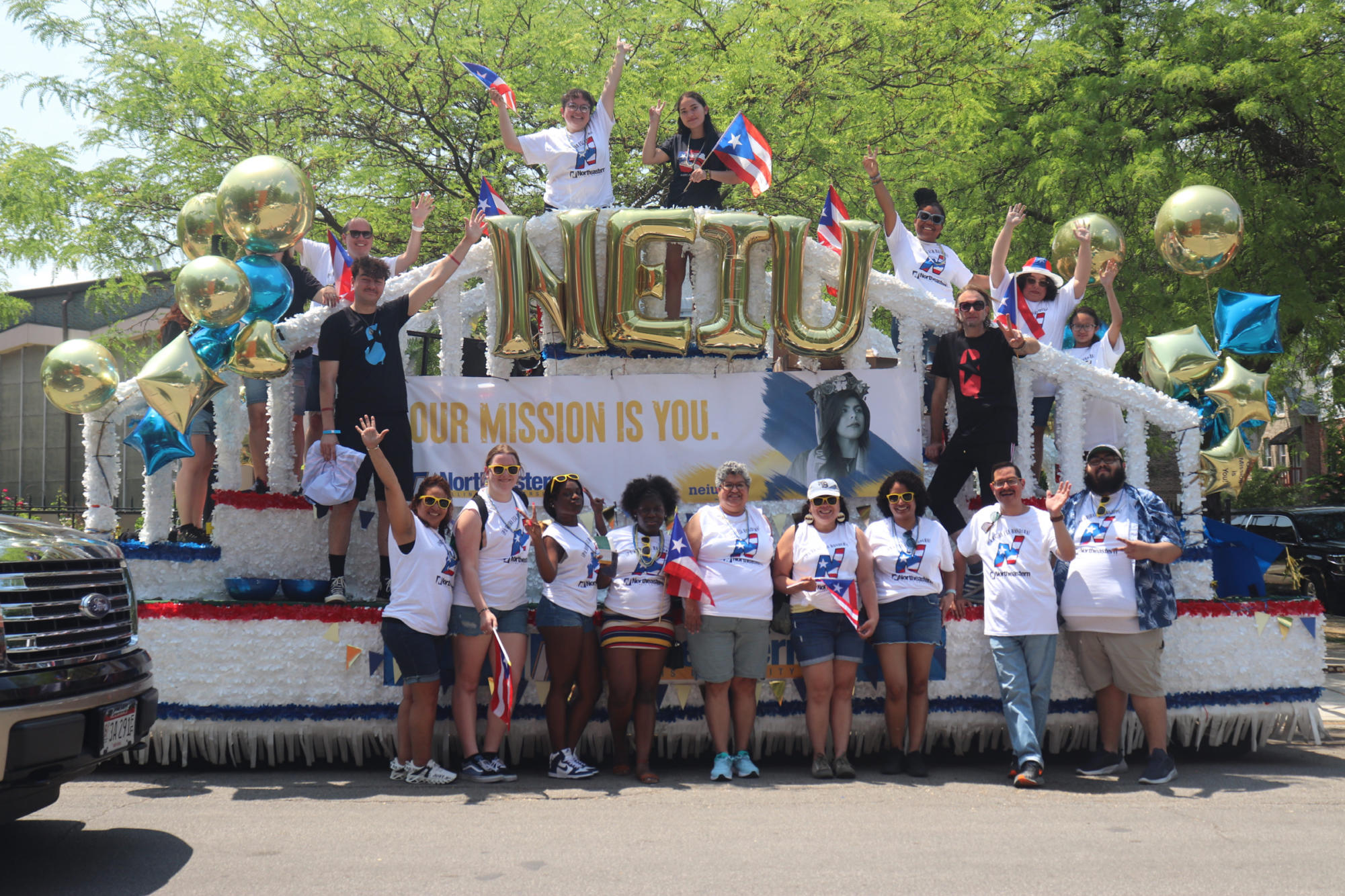 Honoring Puerto Rican Traditions: NEIU Community Marches In Parade ...