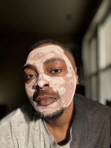 Tyris Manney using the “Beet Face” powder beet clay mask.